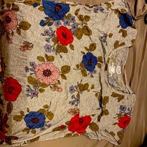 light top, floral, beautiful